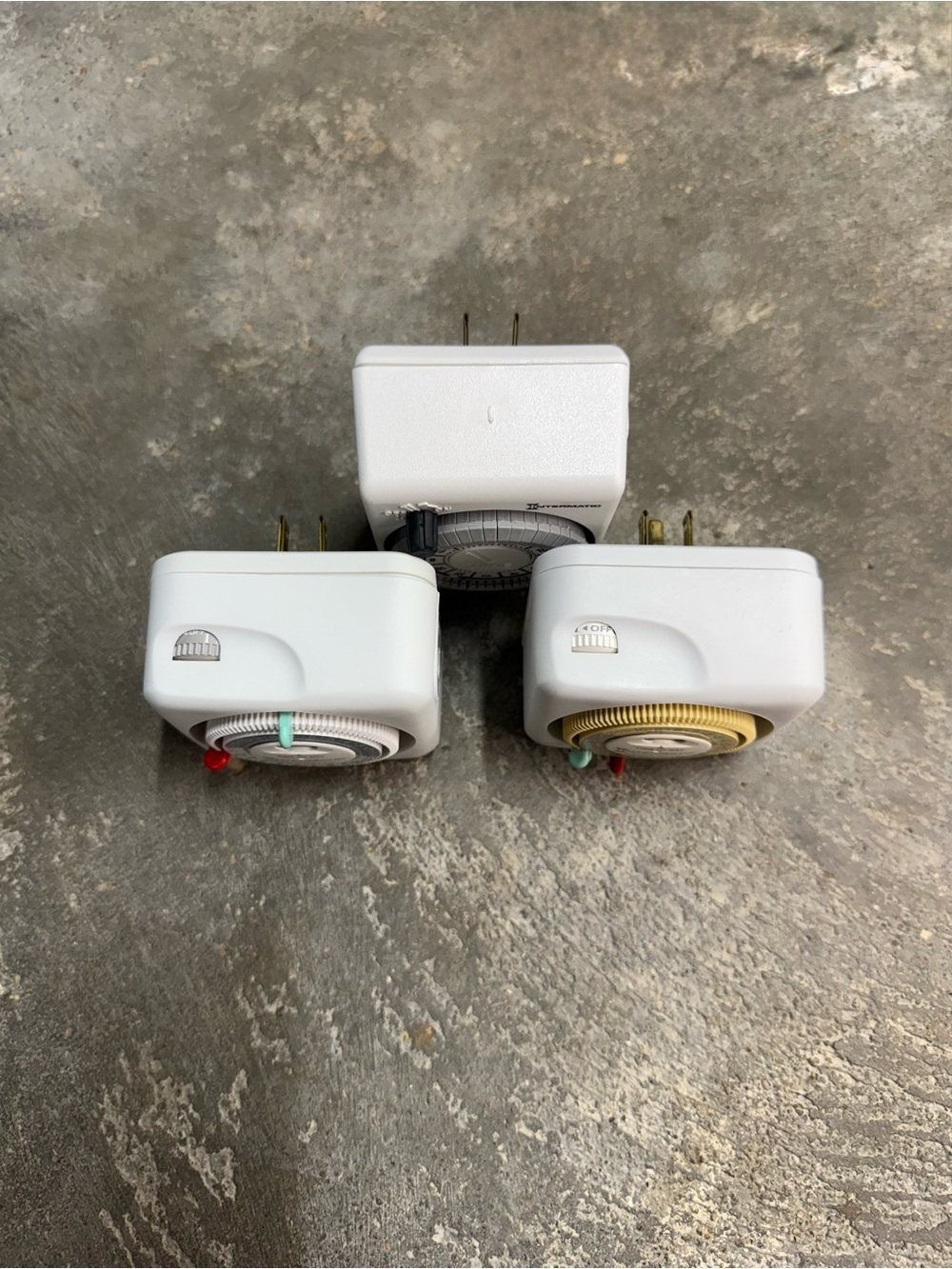 Lot 5 Intermatic Utilitech Plug In Outlet Timers Tested Indoor Outdoor - Picture 3 of 9
